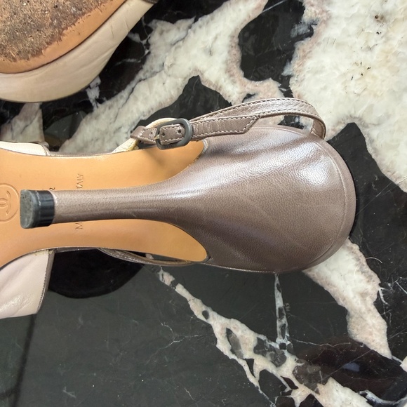 Shoes - Picture 12 of 13